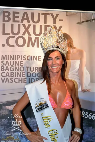 Samanta Asquini è Miss Chirurgia Estetica 2013